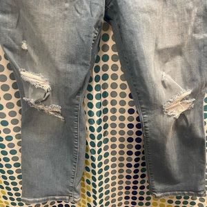 Torrid Distressed women’s jean jeggings size 18